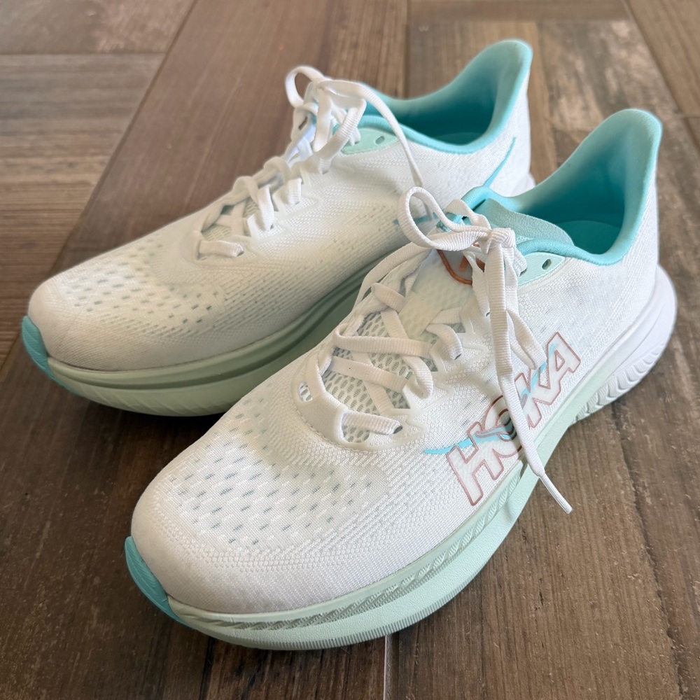 HOKA Women's Mach 6 Shoe Women’s size 9.5 New - Picture 2 of 9